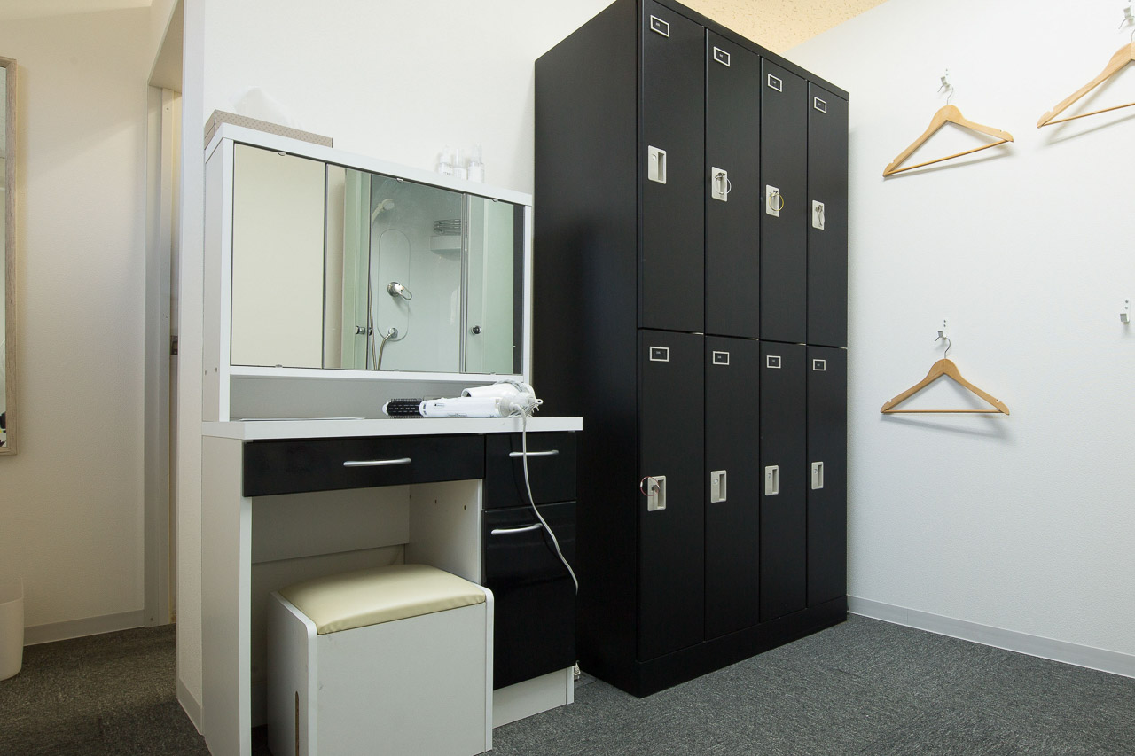 ロッカールーム